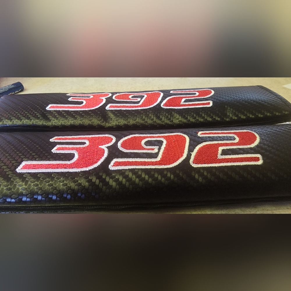 2 392 Velcro closure universal carbon fiber embroidered Seat belt covers Straps